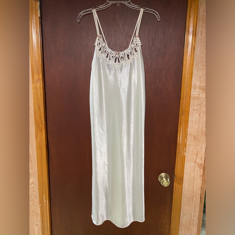 Vintage California Dynasty Satin Lingerie Ivory Slip Night Dress Small